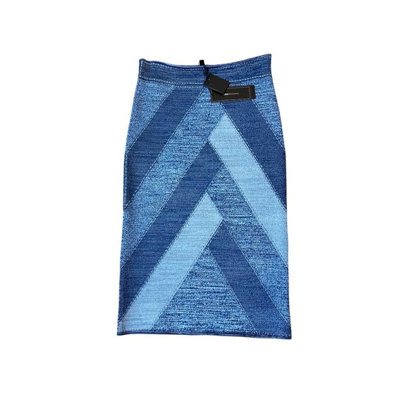 BCBG Max Azria Denim Combo Chevron Patterned Pencil Skirt Medium NWT $198 - Picture 2 of 6